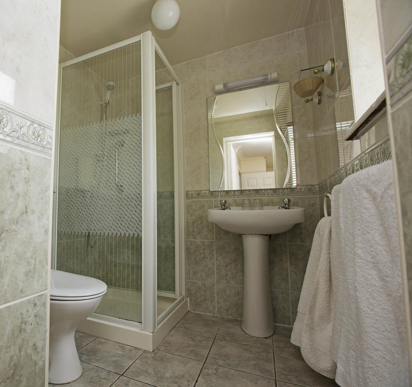 Ard Na Greine Bed & Breakfast Clonakilty Oda fotoğraf